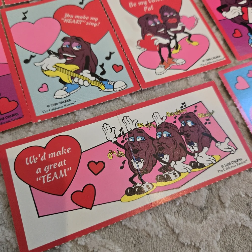 12 Vintage 1989 California Raisins Valentine's Day Cards With Envelopes